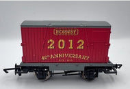 R6609 HORNBY Conflat and Container Wagon - 40th Anniversary 2012 Hornby Year Wagon - BOXED