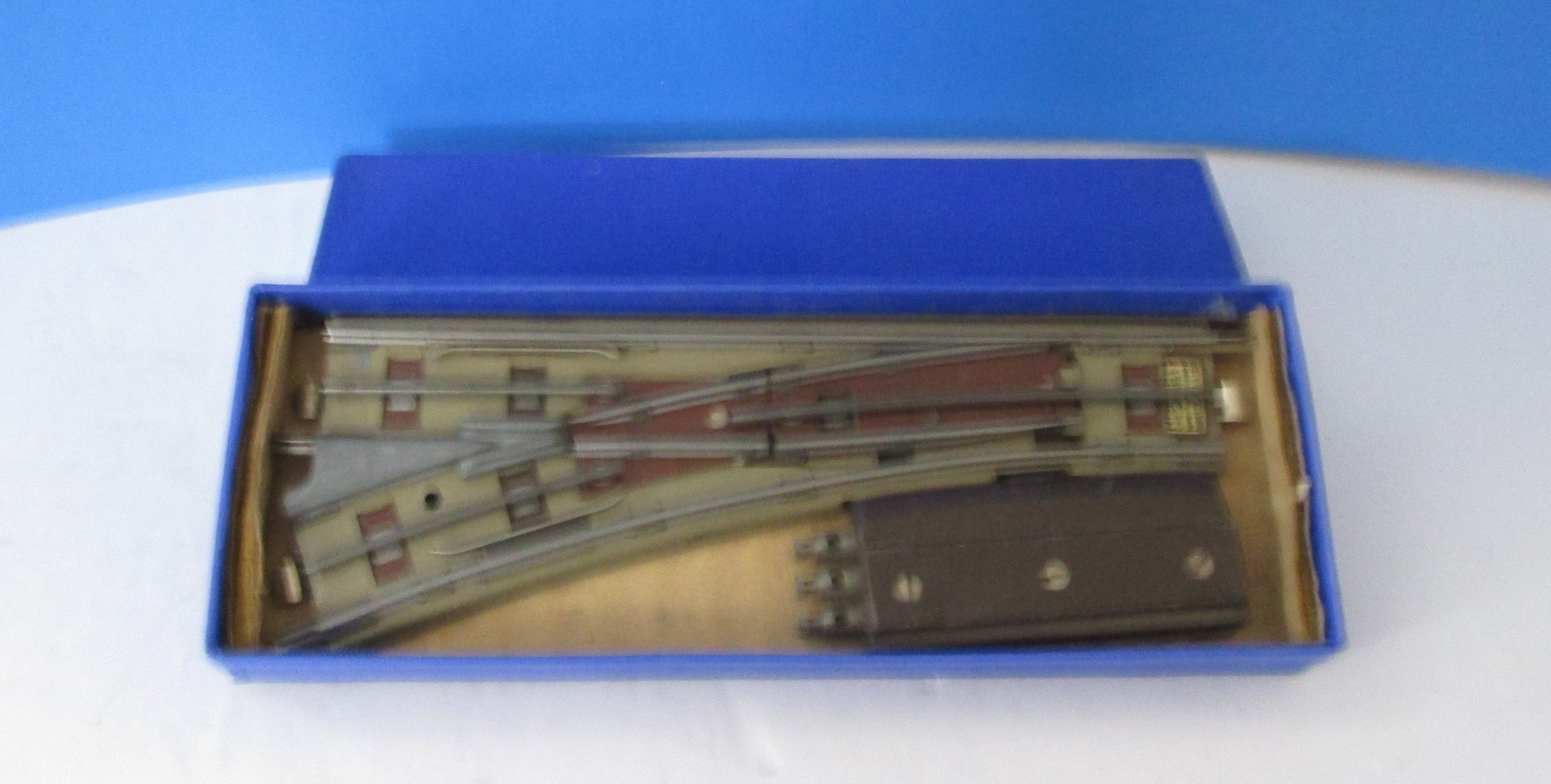 HD-32226 EODPL HORNBY DUBLO Electrically-Operated Left Hand Point - BOXED