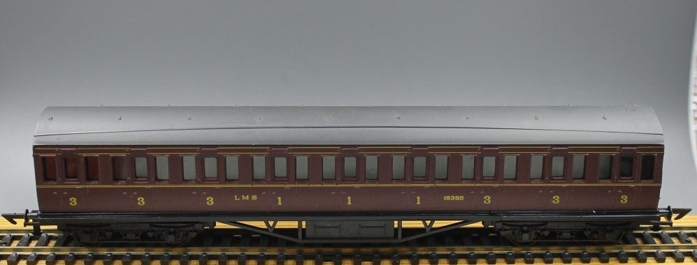 GF-10601 GRAFAR Bogie Non-Corridor Suburban Composite 16385 in LMS Mar ...