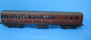 10611-K01 GRAFAR Bogie Non-Corridor Suburban Brake in LMS Maroon 20485 KADEE -UNBOXED