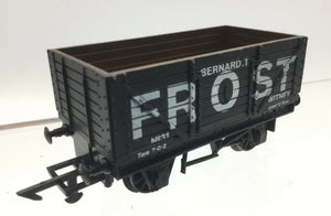 12111 GRAFAR 7 Plank Mineral Wagon "BERNARD T. FROST" - UNBOXED