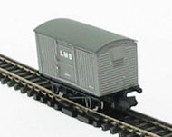 GF-2301 GRAHAM FARISH LMS single vent refrigerator van V312, metal wheels - UNBOXED