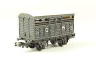 GF-2604 GRAHAM FARISH 10 Ton Cattle Van 106325 in GW grey, metal wheels - UNBOXED N Gauge