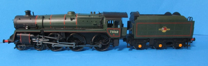 32-500 BACHMANN Standard Class 5MT 73068 BR Green Late Crest BR 1C Tender, DCC Fitted - BOXED