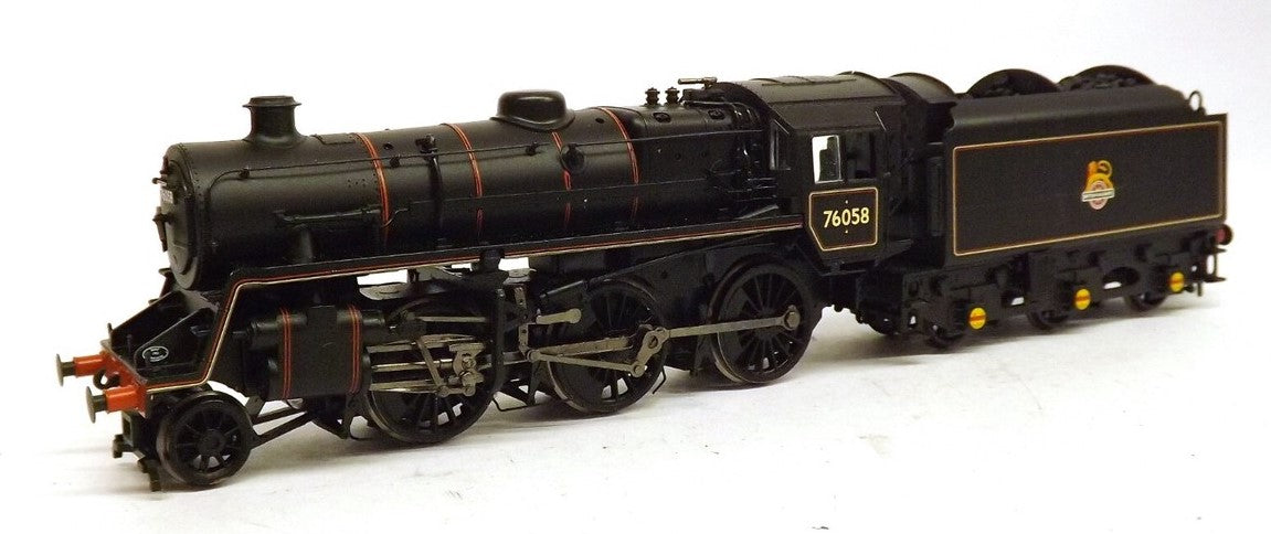 32-954 BACHMANN Standard class 4MT 2-6-0 76058 in BR lined black with early emblem - BOXED