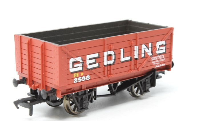 33-100C BACHMANN 7 Plank Wagon 