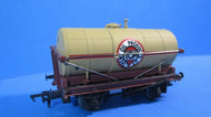 33-504A BACHMANN 14 Ton tank wagon "Trent Oil Products Ltd." - UNBOXED