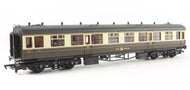 34-125 BACHMANN GWR Collett composite coach in Hawksworth era chocolate/cream 7001 - BOXED