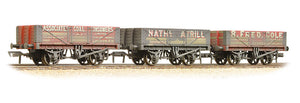37-097 BACHMANN Private Owner 5 Plank Coal Trader wagon set, "Associated Coal Consumers, Nath Atrill, R. Fred Cole"