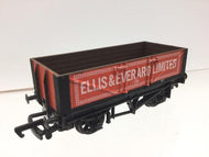 37131 MAINLINE 5 Plank Wagon "Ellis and Everard Ltd."- UNBOXED