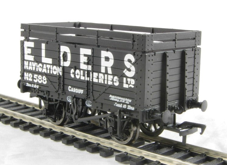 37-182 BACHMANN 7-plank wagon with coke rail 