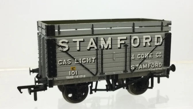37-200 BACHMANN 8-plank wagon with coke rail 