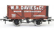 37-2011K BACHMANN 7 plank fixed end wagon 701 in "W. R. DAVIES & Co" promotional red livery - BOXED