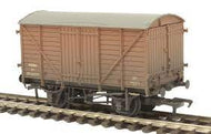 37-780A BACHMANN 12 Ton Ventilated Van BR Bauxite Weathered