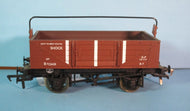37-879 BACHMANN 12 ton shock absorbing open wagon in BR bauxite (late) - UNBOXED