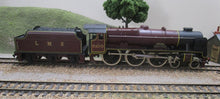 37080 MAINLINE Class 6P Royal Scot 4-6-0 6100 "Royal Scot" in LMS Crimson - Canada Tour (bell fitted on front) - BOXED