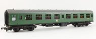37121 MAINLINE BR Mk1 Corridor 2nd S25915 SK in BR Green - BOXED