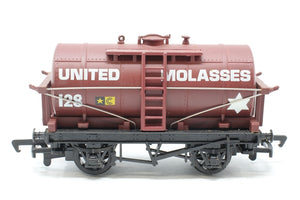 37136 MAINLINE 12T Tank Wagon - "United Molasses" - UNBOXED