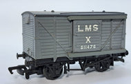 37148 MAINLINE  12T Single Vent Van in LMS Grey - UNBOXED