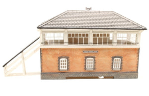 44-011X BACHMANN Truro Signal Box, Used - BOXED