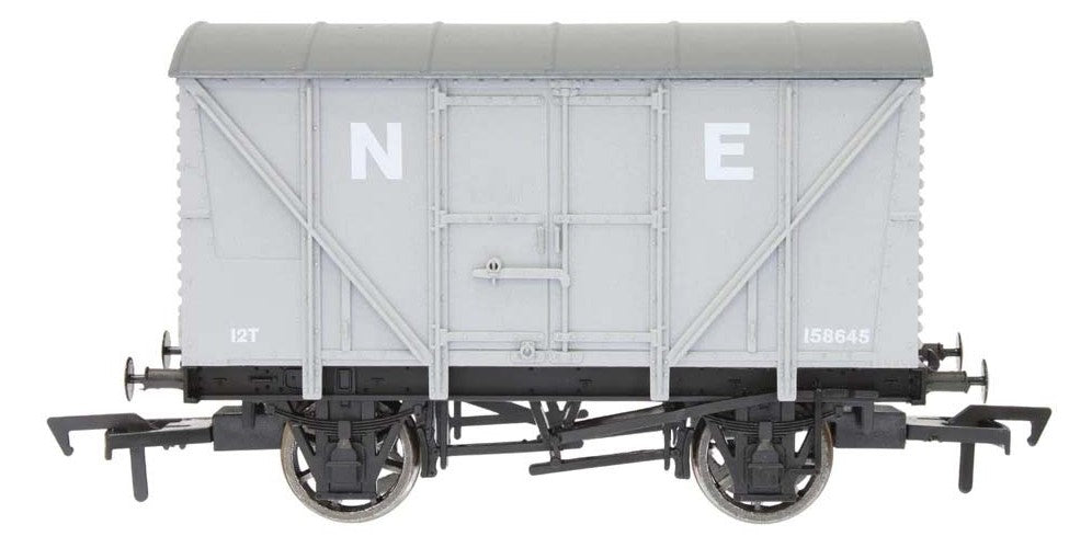 4F-016-127 DAPOL Bananna Van 