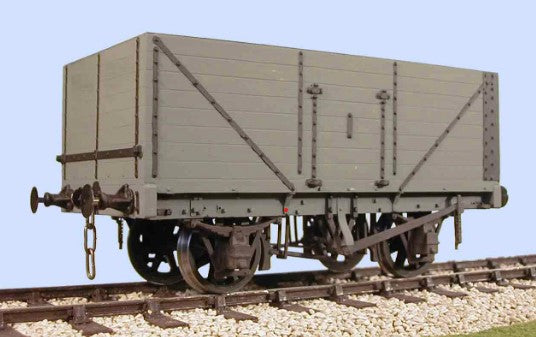 SP-7045 Slaters Wagon kit 	RCH 1923 8 Plank PO with side and end door wagon, unbuilt - BOXED