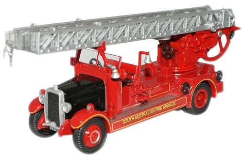 76TLM002 OXFORD DIECAST Leyland TLM Fire Engine  - UNBOXED