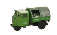 76MH005 OXFORD DIECAST  Mechanical Horse dustcart in "Huntingdon Borough Council" livery
