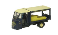 76WE007 OXFORD DIECAST W&E Milk Float Howard's Dairy
