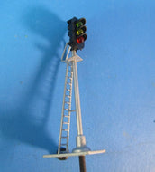 BP422 3 Aspect colour light signal