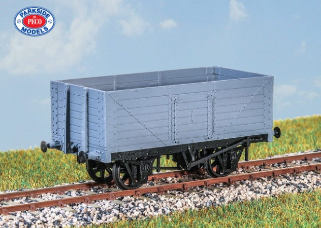 PC73 PARKSIDE RCH Wagon -  includes metal wheels