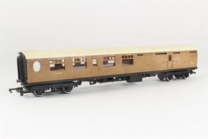 R746 HORNBY  LNER Brake 3rd coach -1870 - UNBOXED