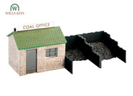 SS15 WILLS Coal Yard and Hut (includes plastic coal) Kit