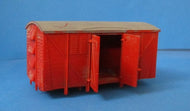 UB314 Grounded three vent van, red with opening doors - UNBOXED