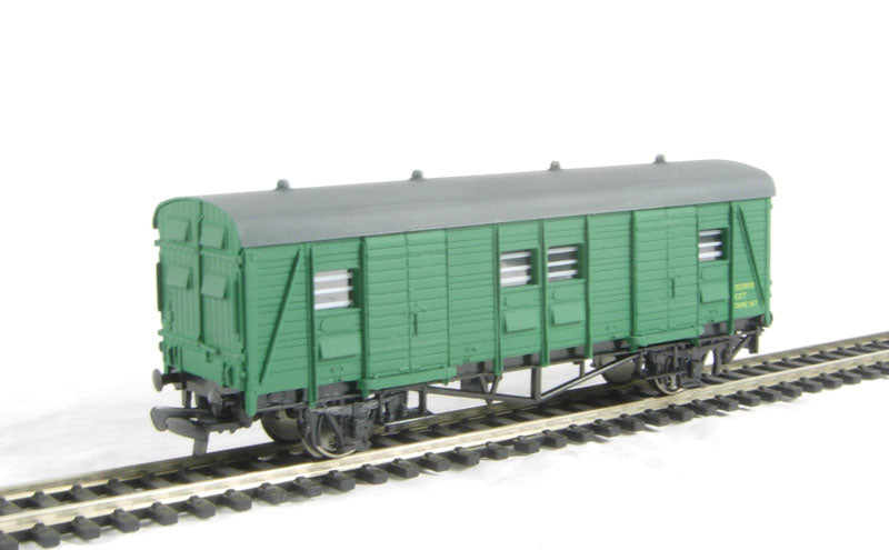 B388 DAPOL CCT utility van S2380S in BR Southern region green - BOXED