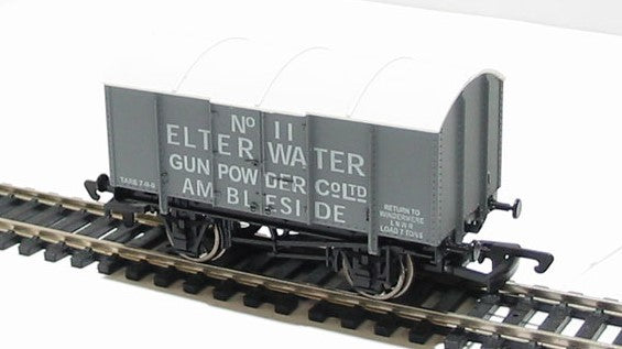 B556 DAPOL Gunpowder van 