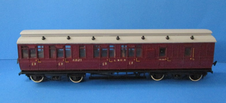 BMTC062 Kit built LNER Clerestory brake coach - UNBOXED