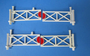 BP354 level crossing gates