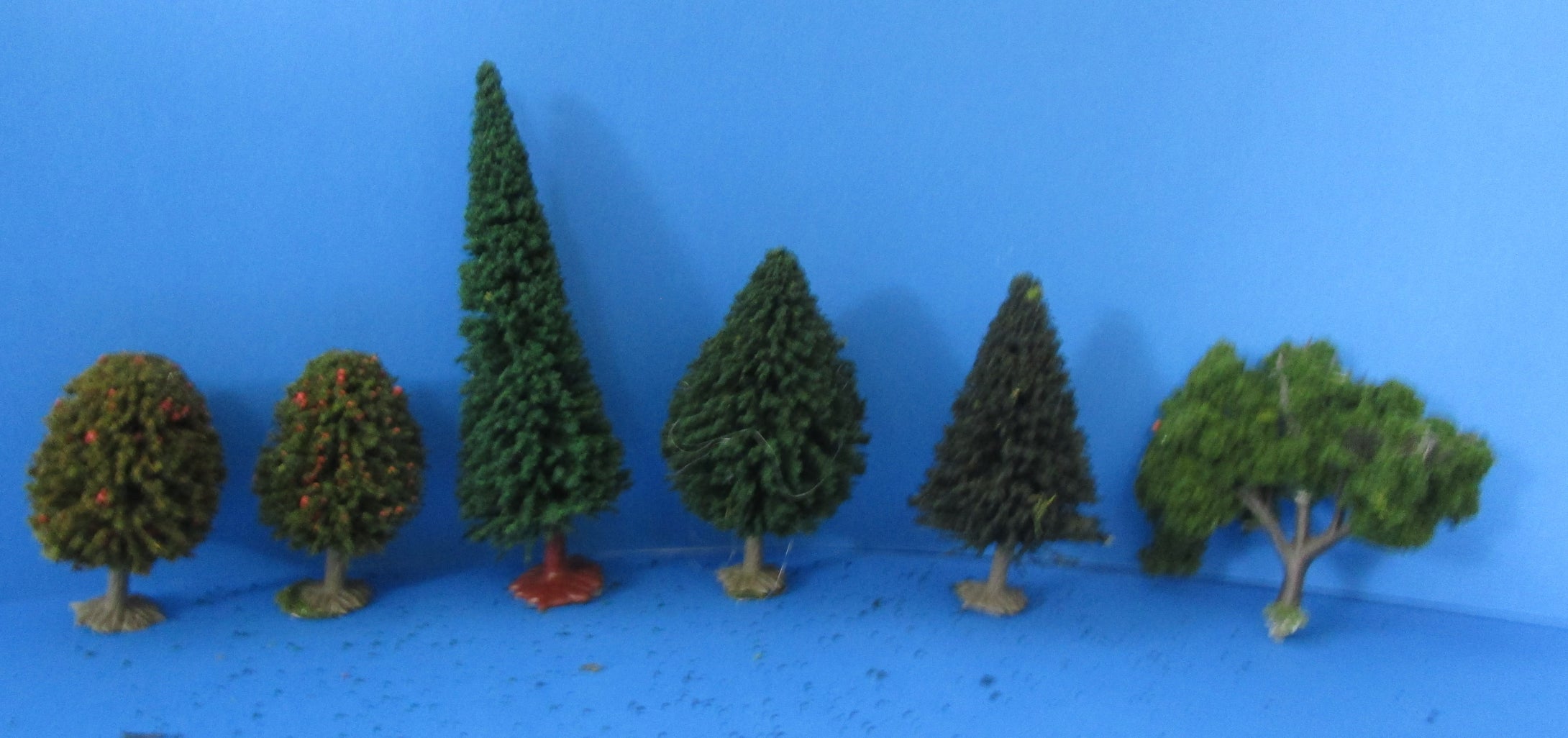 BP576 Assorted trees - pack of 6
