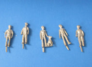 BP590  unpainted metal figures with dog - USED