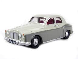 C601 B-T MODELS Rover 100 (P4) in 2 tone grey - UNBOXED
