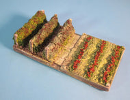 CG251 Harburn Hamlet Soft fruit patch with strawberries and raspberries - OO gauge - PRE-OWNED