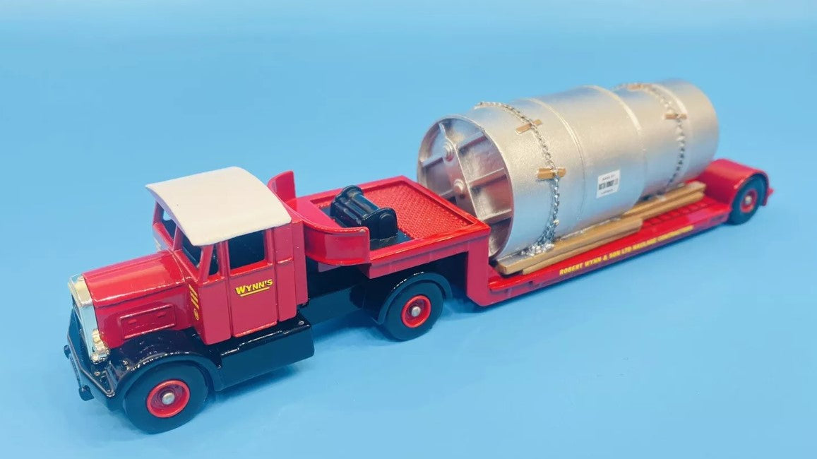 DG112000 CORGI TRACKSIDE Scammell tractor with artic low loader and load 