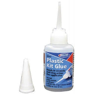 DLAD-70 DELUXE MATERIALS Plastic Kit Glue, 20ml suitable for Styrene, clear plastic and bonding plastic to wood.