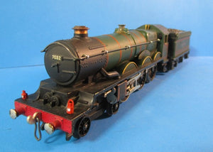 HD-2220-DCC Hornby Dublo Castle Class 4-6-0 7032 "DENBIGH CASTLE" in BR green - UNBOXED