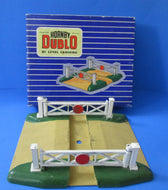 HD-32104 HORNBY DUBLO Level Crossing (Metal) - BOXED