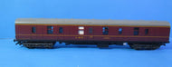 L302367-P01 LIMA Parcel Coach 30964 in LMS Maroon. fitted with smaller couplings - UNBOXED