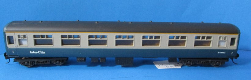 L305301-K01 LIMA Mk 2B FK first corridor W13493 in BR blue/grey - UNBOXED