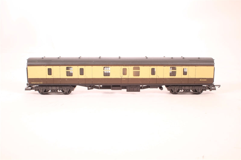 L305345 LIMA Mk 1 Full Brake W24680 in BR chocolate & cream - BOXED