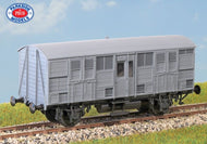 PC64 PARKSIDE GWR Beetle prize cattle wagon - includes metal wheels and transfers